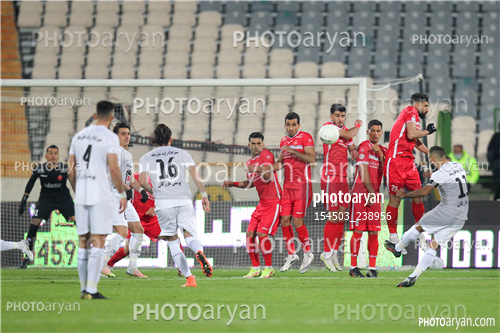 پرسپولیس 2- ذوب آهن  0 (1400/10/03)-