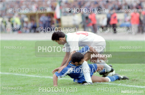 بازیکنان دهه های مختلف فوتبال ایران 8-علی دایی  Ali Daei,