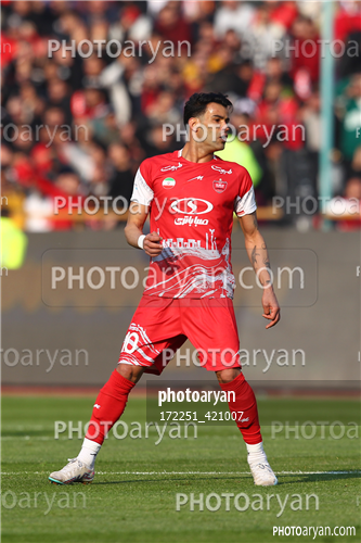 پرسپولیس  2-تراکتور  0    (1403/11/07)-