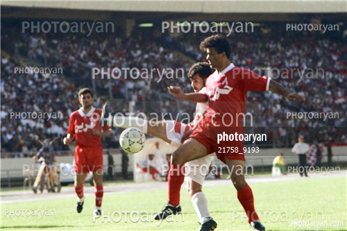 بازیکنان دهه های مختلف فوتبال ایران 6-مرتضی کرمانی مقدم,داوود محبوب,