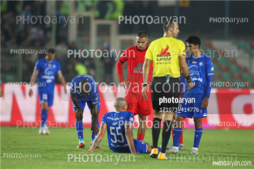 استقلال 0-تراکتور 2    (1403/08/10)-