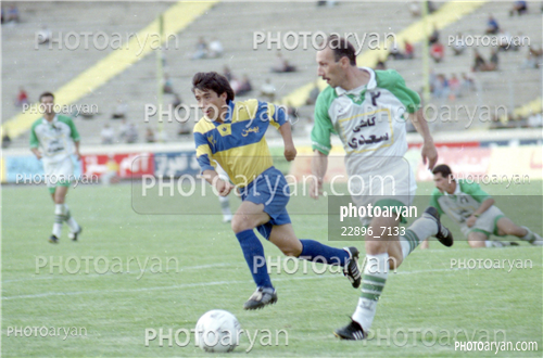 بازیکنان دهه های مختلف فوتبال ایران 9-خداداد عزیزی  Khodadad Azizi,مارکار اقاجانیان,