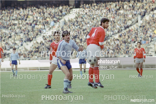 بازیکنان دهه های مختلف فوتبال ایران 3-مجتبی محرمی,