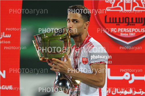 مراسم اهدای جام قهرمانی لیگ برتر (99/05/17) -علی علیپور,