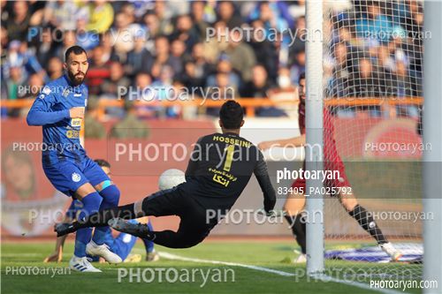 استقلال 1 -شهر خودرو  0 (98/09/14)-سید حسین حسینی,روزبه چشمی,