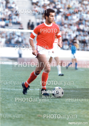 بازیکنان دهه های مختلف فوتبال ایران22-محسن عاشوریَ,