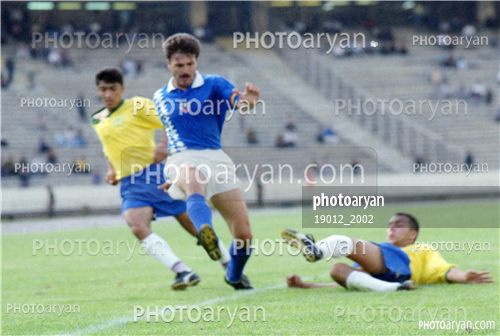 بازیکنان دهه های مختلف فوتبال ایران 3-جواد زرینچه,