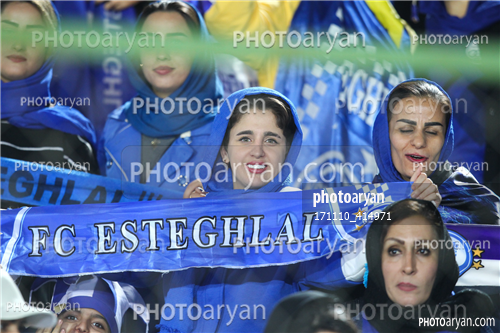 استقلال 0-تراکتور 2    (1403/08/10)-