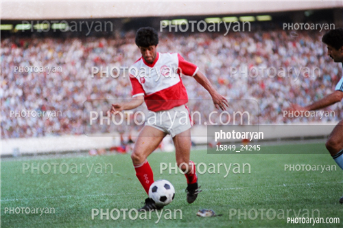 بازیکنان دهه های مختلف فوتبال ایران 2-سعید نعیم آبادی,