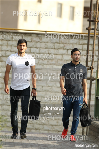 تمرین پرسپولیس در ورزشگاه خیریه عمل 96/02/23-صادق محرمی,حامد آقایی,