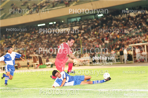 بازیکنان دهه های مختلف فوتبال ایران 2-علیرضا منصوریان,