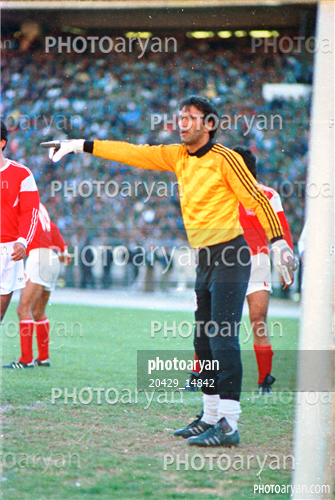 استقلال 0-پیروزی 1-  68/9/17-بهروز سلطانی,