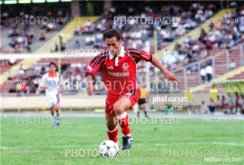 بازیکنان دهه های مختلف فوتبال ایران 15-علی کریمی Ali Karimi,