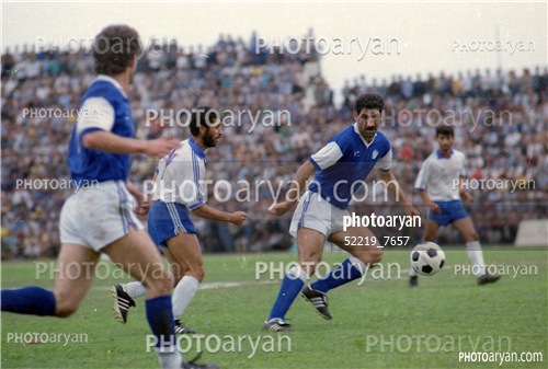 بازیکنان دهه های مختلف فوتبال ایران 12-مهدی فنونی زاده,