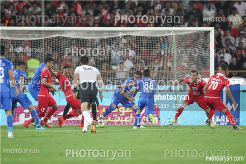 پرسپولیس 1 - استقلال 0  (96/08/04)-محمد انصاری,حسین ماهینی,علی علیپور,سید جلال حسینی,امید ابراهیمی,فرشید اسماعیلی,بیژن حیدری,