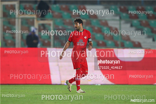 استقلال 0-تراکتور 2    (1403/08/10)-