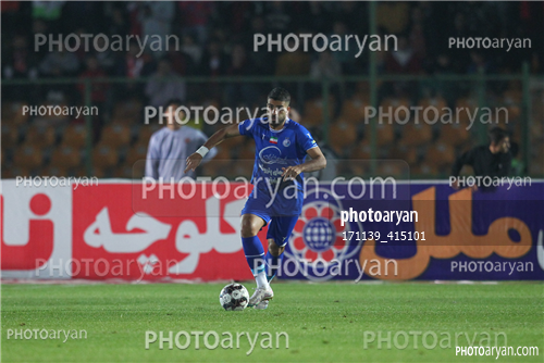 استقلال 0-تراکتور 2    (1403/08/10)-