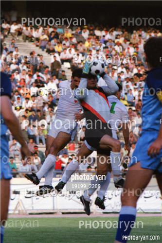 بازیکنان دهه های مختلف فوتبال ایران 3-مهدی فنونی زاده,