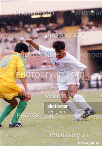 بازیکنان دهه های مختلف فوتبال ایران 3-سیروس دین محمدی,