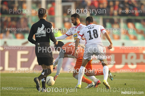 سایپا 0-پرسپولیس  2 (98/09/23)-