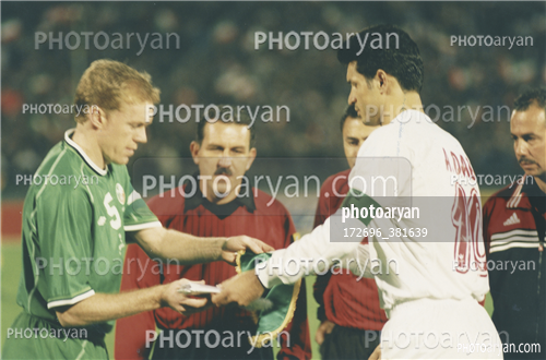 بازیکنان دهه های مختلف فوتبال ایران 40-علی دایی  Ali Daei,