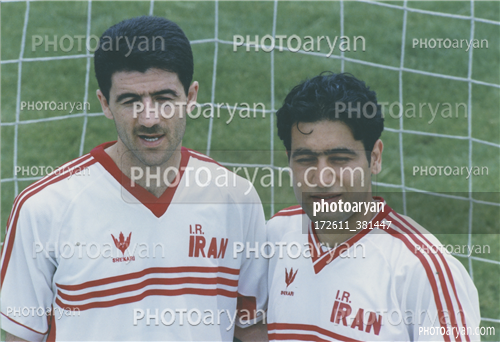 بازیکنان دهه های مختلف فوتبال ایران 40-مهدی مهدوی کیا,کریم باقری,