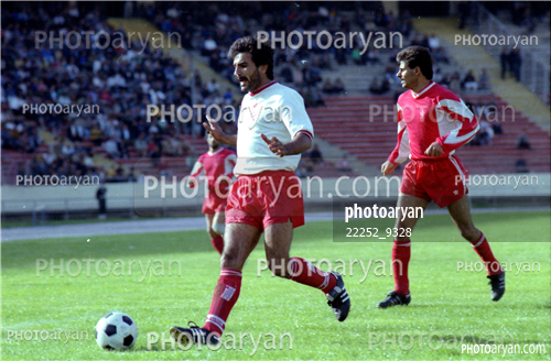 بازیکنان دهه های مختلف فوتبال ایران 8-فریبرز مرادی,