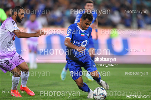 استقلال 3-هوادار 2  (1402/07/28)-