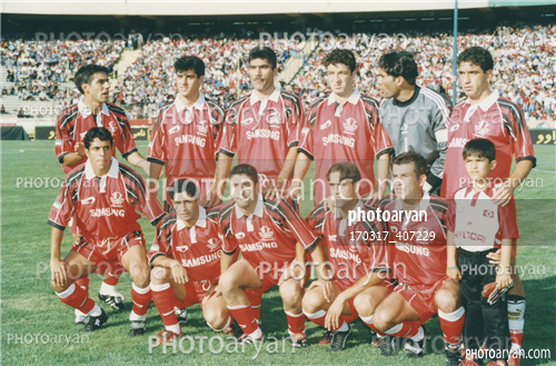 بازیکنان دهه های مختلف فوتبال ایران 39-احمدرضا عابدزاده Ahmad Reza Abedzadeh,افشین پیروانی,اسماعیل حلالی,حمید استیلی,بهنام سراج,علی انصاریان,پایان رافت,حامد کاویانپور,علی کریمی Ali Karimi,محمد برزگر,امیر عابدزاده,