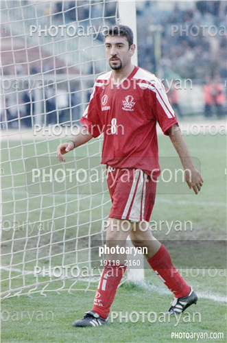 بازیکنان دهه های مختلف فوتبال ایران 3-علی انصاریان,