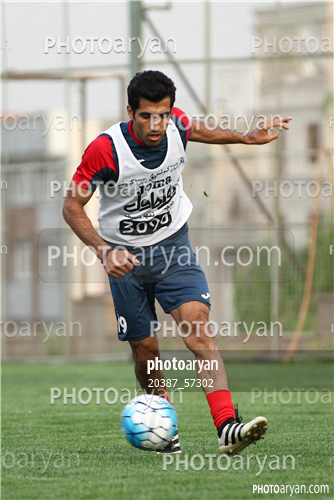 تمرین پرسپولیس در ورزشگاه خیریه عمل 96/02/23-وحید امیری,