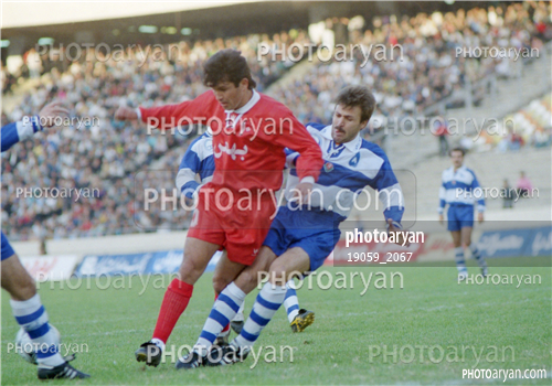 بازیکنان دهه های مختلف فوتبال ایران 3-حمید استیلی,جواد زرینچه,