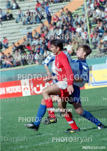 بازیکنان دهه های مختلف فوتبال ایران 4-پایان رافت,