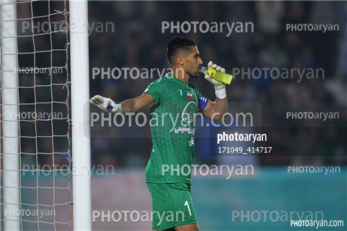 استقلال 0-تراکتور 2    (1403/08/10)-