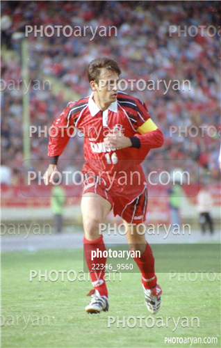 بازیکنان دهه های مختلف فوتبال ایران 8-رضا شاهرودی,