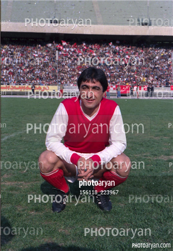 بازیکنان دهه های مختلف فوتبال ایران28-ناصر محمدخانی,