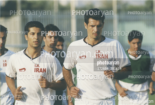 بازیکنان دهه های مختلف فوتبال ایران 40-مهرداد میناوند,علی دایی  Ali Daei,