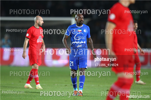 استقلال 0-تراکتور 2    (1403/08/10)-