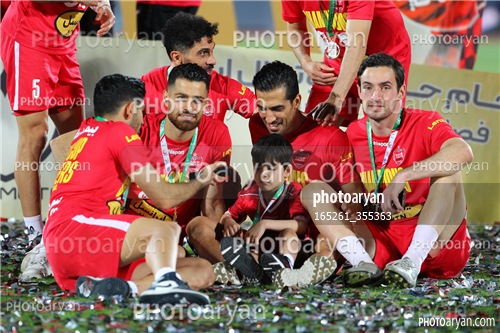 استقلال 1-پرسپولیس 2  (1402/03/10)-وحید امیری,مهدی ترابی,مرتضی پور علی گنجی,امید عالیشاه,گیورگی گولسیانی Giorgi Gvelesiani,