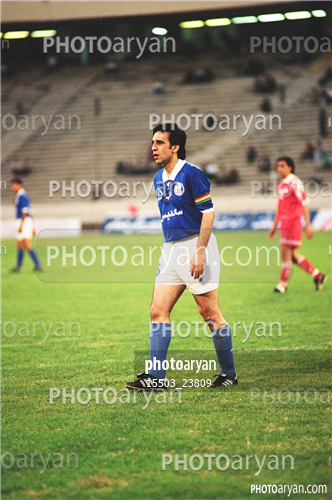 بازیکنان دهه های مختلف فوتبال ایران 2-شاهین بیانی,