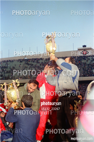 بازیکنان دهه های مختلف فوتبال ایران 2-محمد پنجعلی,محمود خوردبین,