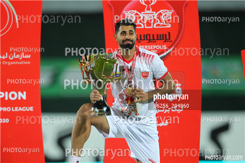 مراسم اهدای جام قهرمانی لیگ برتر (99/05/17) -حسین کنعانی زادگان,