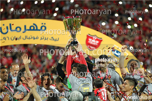 جشن قهرمانی تیم فوتبال پرسپولیس 96/01/30-مهدی طارمی,علیرضا بیرانوند,احسان علوان زاده,محمد امین آرام طبع,