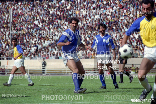 بازیکنان دهه های مختلف فوتبال ایران 12-شاهرخ بیانی,مهدی فنونی زاده,