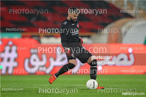  پرسپولیس 1- گل گهر  1 (1400/08/15)-