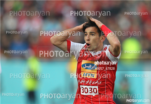 پرسپولیس 2-تراکتورسازی تبریز 0 (96/10/08)-فرشاد احمدزاده,