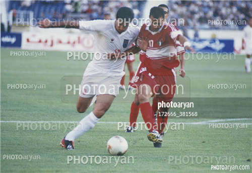 بازیکنان دهه های مختلف فوتبال ایران 40-علی دایی  Ali Daei,