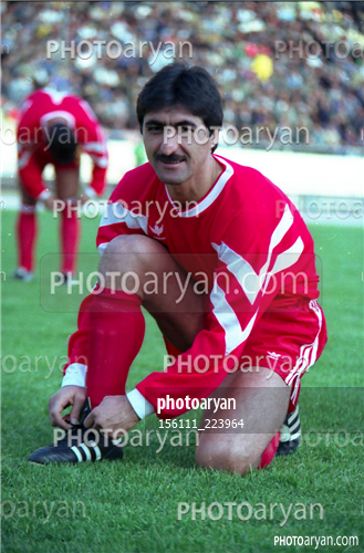 بازیکنان دهه های مختلف فوتبال ایران28-ناصر محمدخانی,