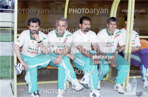 بازیکنان دهه های مختلف فوتبال ایران 10-محمد مایلی کهن,ولی اله صالح نیا,نادر فریاد شیران,