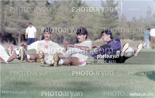 بازیکنان دهه های مختلف فوتبال ایران 11-علی دایی  Ali Daei,بهروز پرورش خواه,